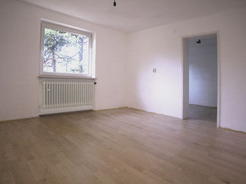 IMMOBILIEN 9 Kueche 1